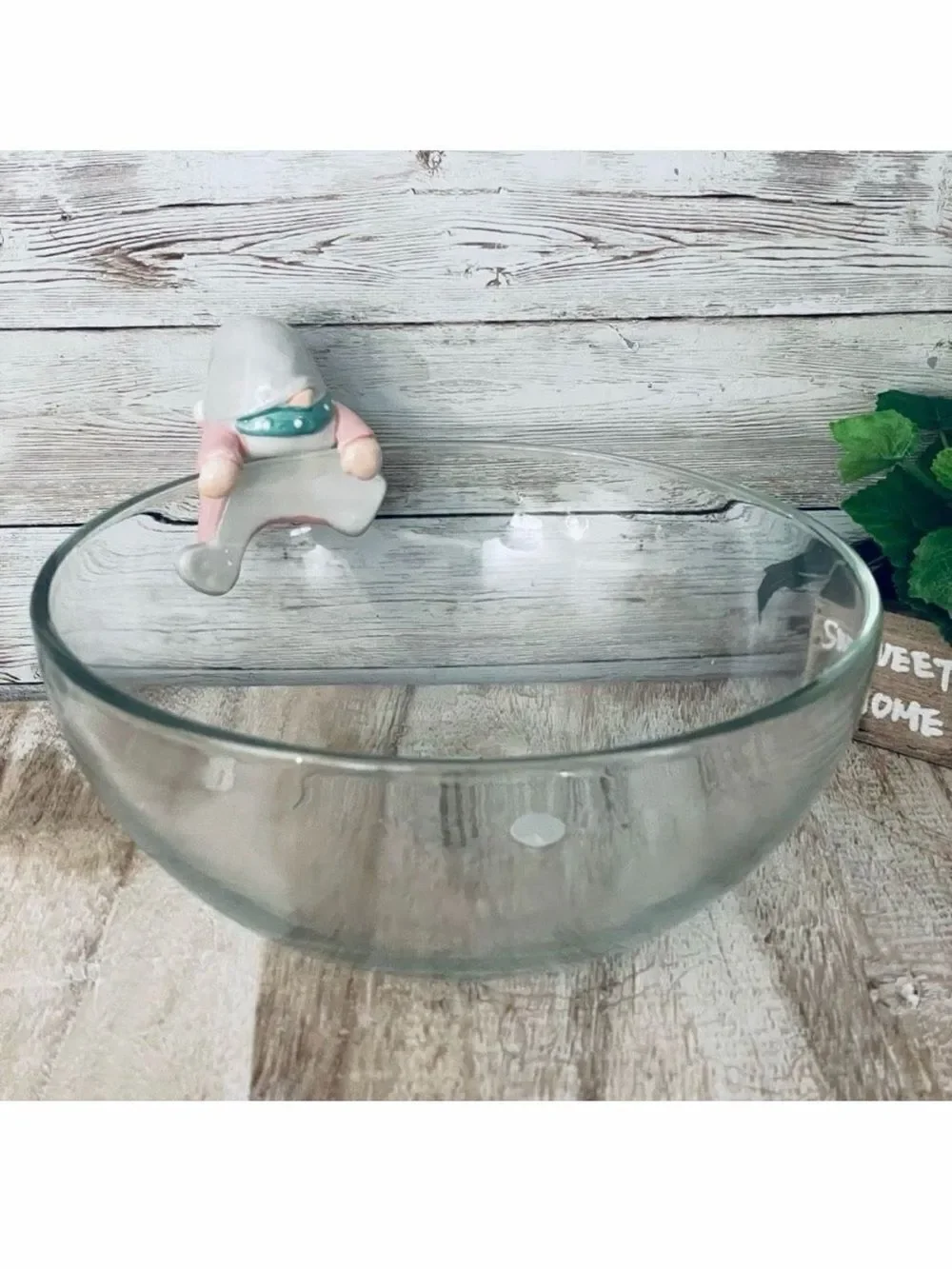 NWT Gorgeous Big 8” Glass Food container with Ceramic Hanging Removable Gnome